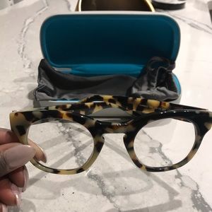 Brand New Clear frames! Case included